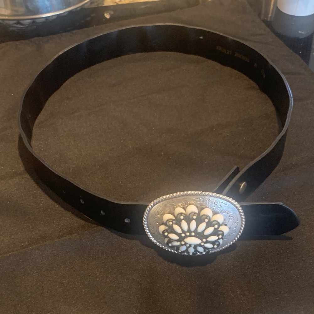 Black Leather Belt with very decorative Silver Buckle